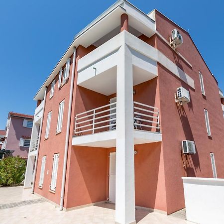 Apartments Melania & Antonia Baška Eksteriør bilde